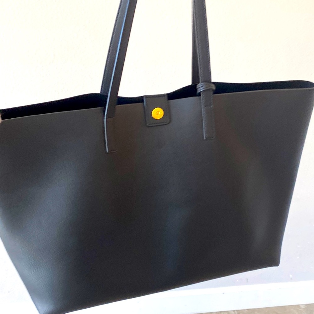 Ysl East West Tote, very good condition